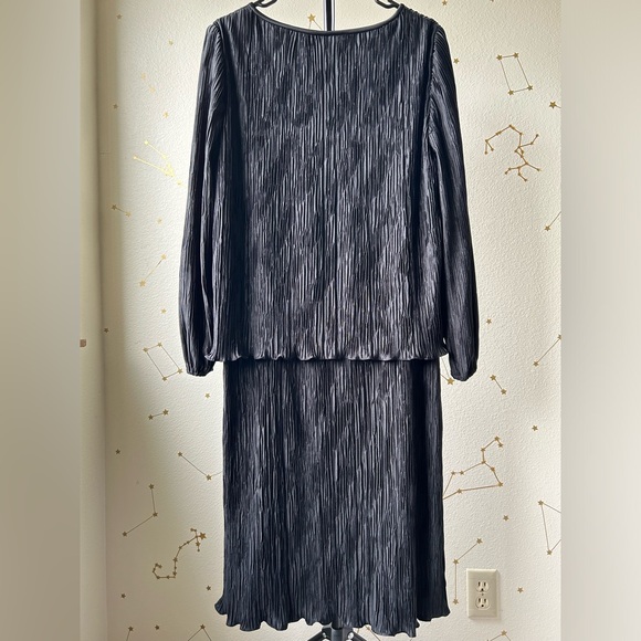 Vintage After Dark Black Long-Sleeve Multi-Layer Pleated Wavy Midi Dress Witchy - Picture 2 of 6